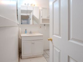 2 Hillside Ave, Somerville MA 02145