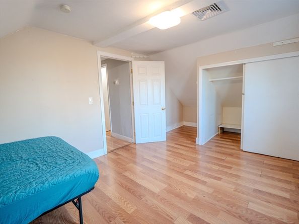 2 Hillside Ave, Somerville MA 02145