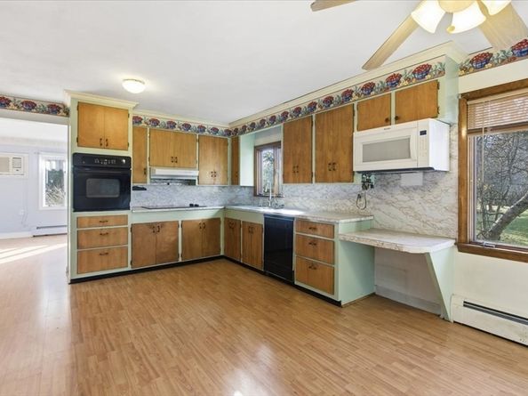 183 Elm Street, Blackstone MA 01504