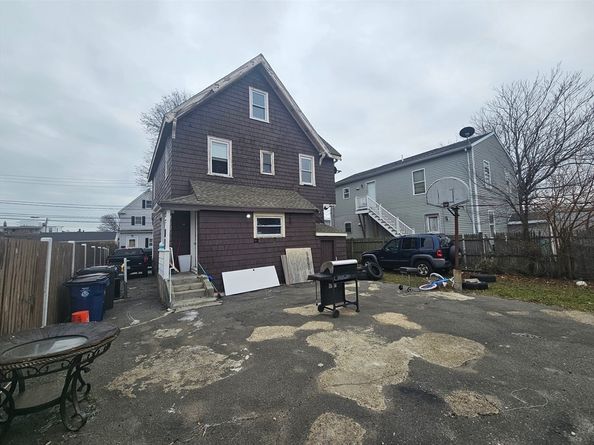 35 Tuttle St, Revere MA 02151