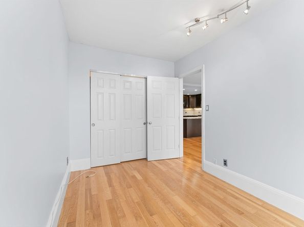 570 Massachusetts Ave 5, Boston MA 02118