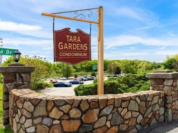 9 Tara Dr 8, Weymouth MA 02188