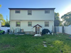 176 Ettrick St, Brockton MA 02301