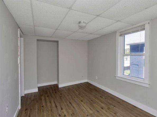 82 Grove St, North Brookfield MA 01535