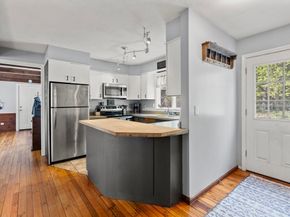 230 West St, Paxton MA 01612