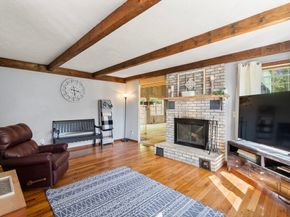 230 West St, Paxton MA 01612