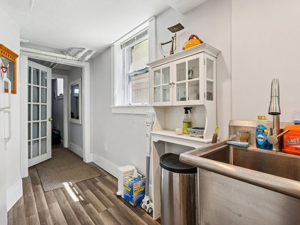 24 Central St, Somerville MA 02143
