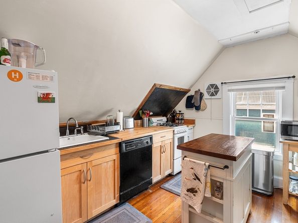 24 Central St, Somerville MA 02143