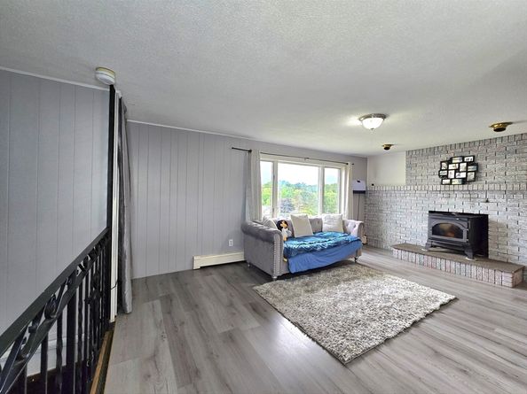 3 Main St, Spencer MA 01562