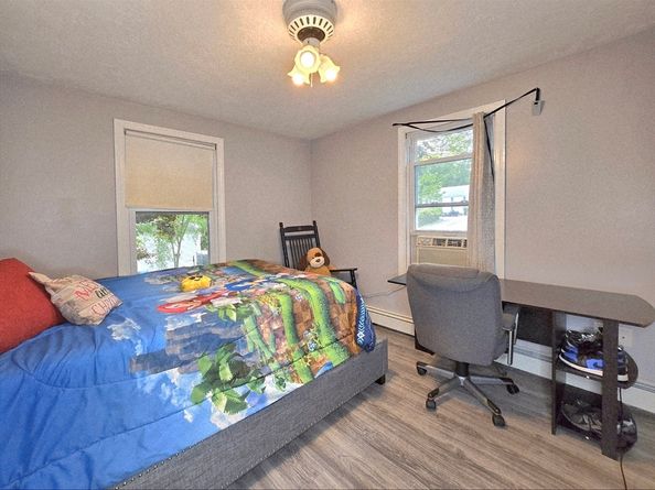 3 Main St, Spencer MA 01562