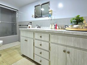3 Main St, Spencer MA 01562