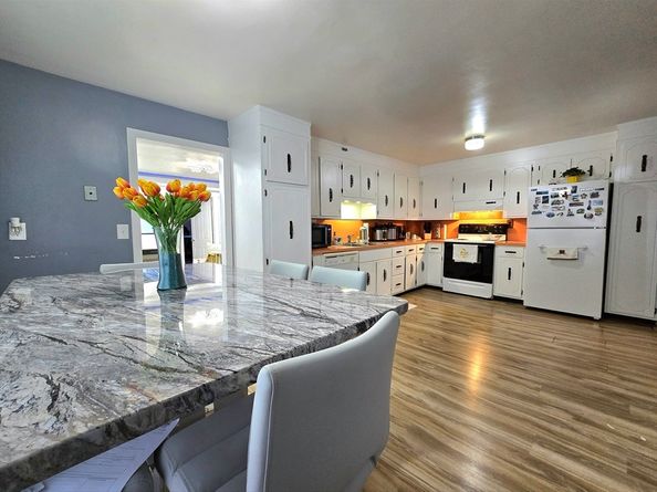 3 Main St, Spencer MA 01562