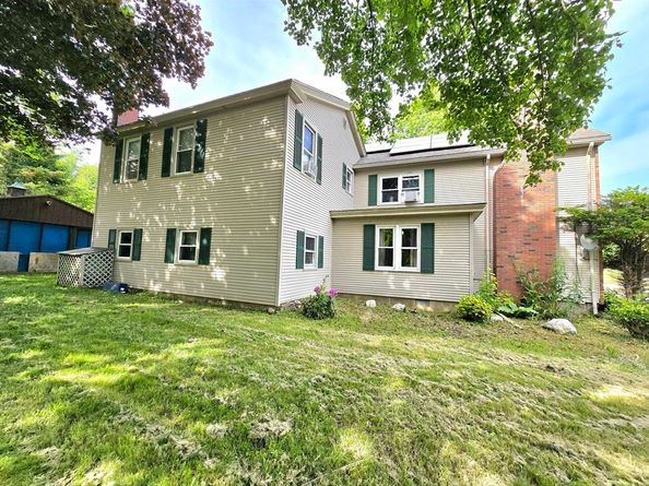 3 Main St, Spencer MA 01562