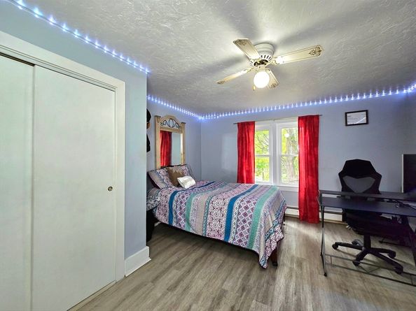 3 Main St, Spencer MA 01562