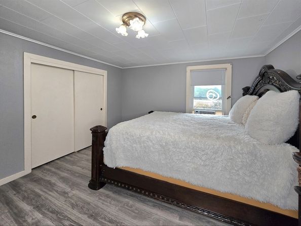 3 Main St, Spencer MA 01562