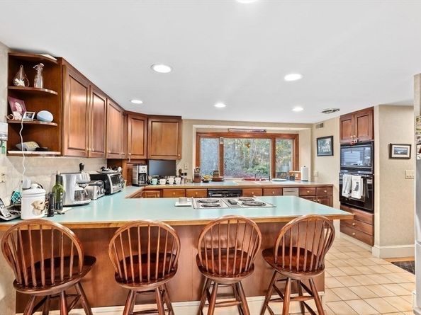 26 Mordecai Lincoln Road, Scituate MA 02066
