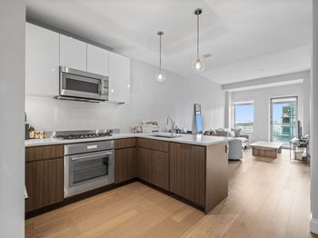 100 Shawmut Ave