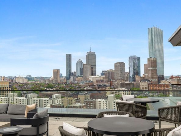 100 Shawmut Ave 709, Boston MA 02118
