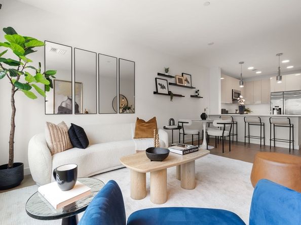 45 Lewis St 303, Boston MA 02128