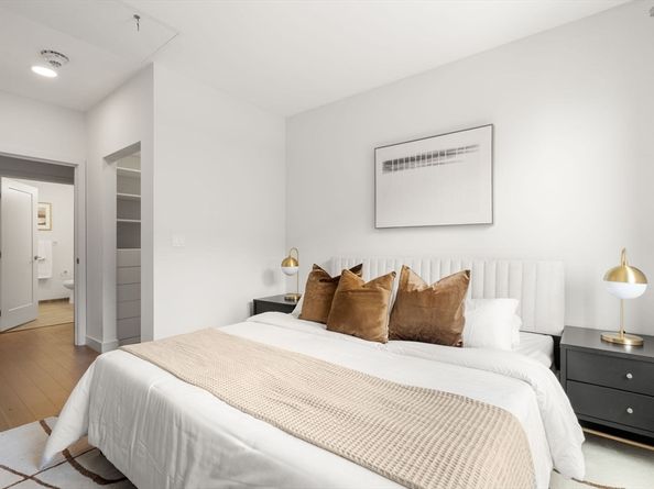 45 Lewis St 303, Boston MA 02128