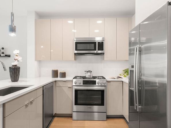 45 Lewis St 303, Boston MA 02128