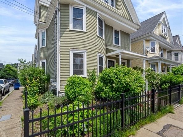 15 Harvest St 1, Boston MA 02125