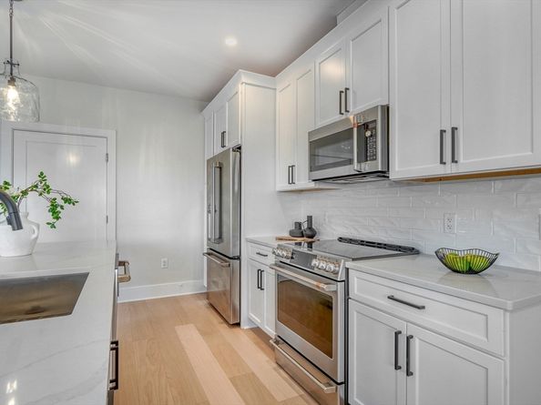 62 Foundry St 216, Wakefield MA 01880