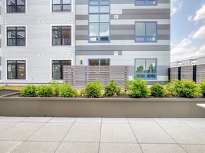 62 Foundry St 216, Wakefield MA 01880