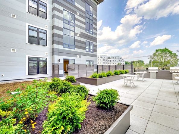 62 Foundry St 216, Wakefield MA 01880