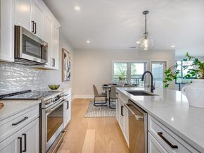 62 Foundry St 216, Wakefield MA 01880