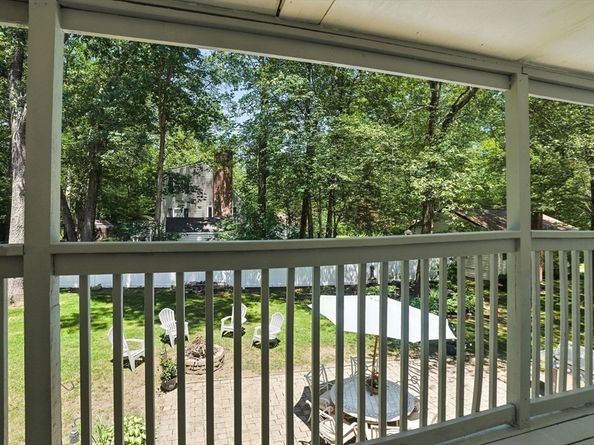 6 Hillcrest Dr, Hopkinton MA 01748