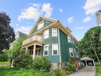 69 Bradfield Ave