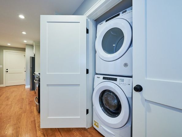 223 Saratoga St 203, Boston MA 02128