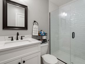 223 Saratoga St 203, Boston MA 02128