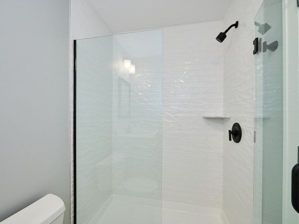 223 Saratoga St 203, Boston MA 02128