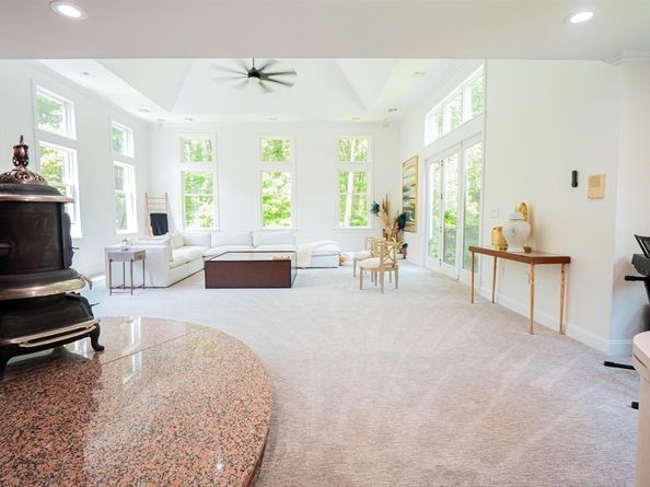 160 Thayer St, Millville MA 01529
