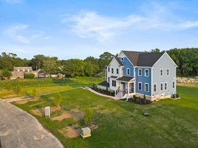 4 Weeping Willow Drive, Andover MA 01810
