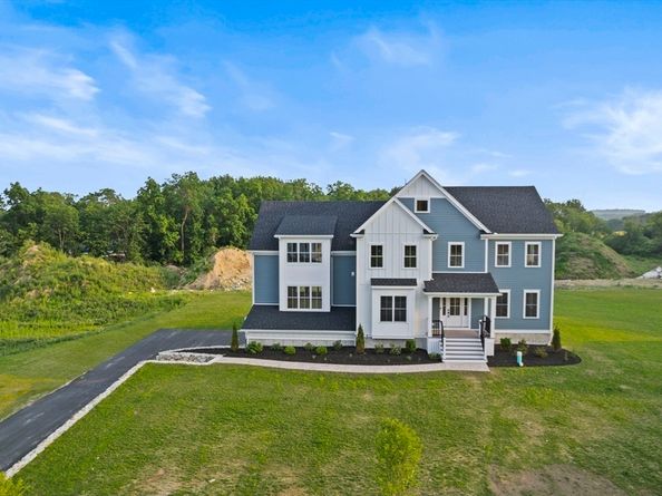 4 Weeping Willow Drive, Andover MA 01810