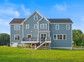 4 Weeping Willow Drive, Andover MA 01810