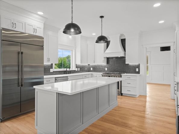 4 Weeping Willow Drive, Andover MA 01810