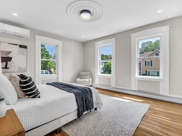 30 Forest Park Rd, Woburn MA 01801