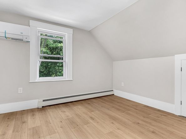 30 Forest Park Rd, Woburn MA 01801