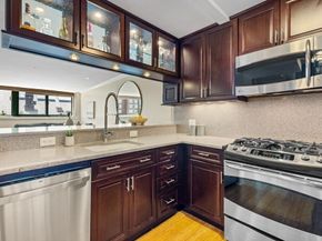 42 8th Street 5525, Boston MA 02129
