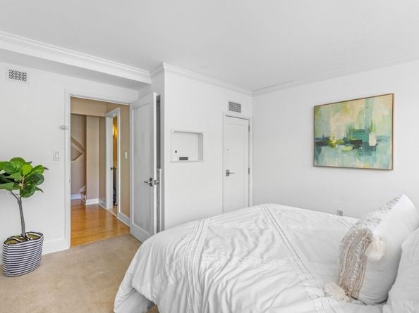 42 8th Street 5525, Boston MA 02129