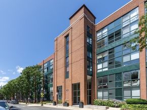 42 8th Street 5525, Boston MA 02129