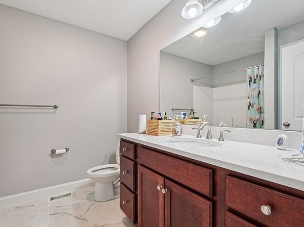 1455 Main St 10, Tewksbury MA 01876