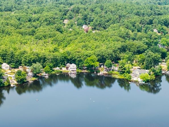 42 Taylor Point Rd., Pembroke MA 02359