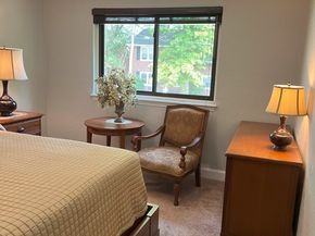 24 Cobblestone Ln 7, Worcester MA 01606