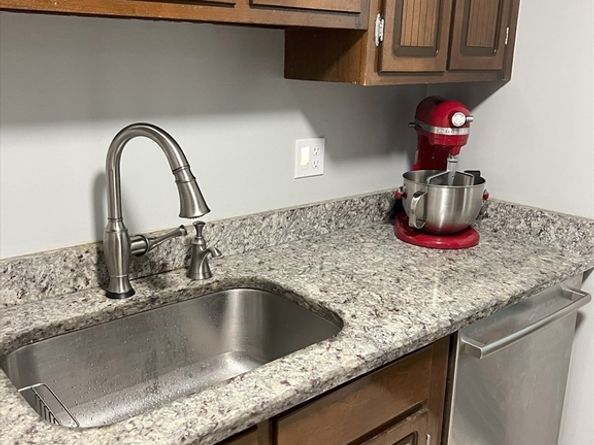 24 Cobblestone Ln 7, Worcester MA 01606