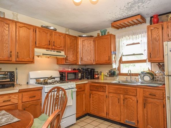 62-R Wallis Street, Peabody MA 01960